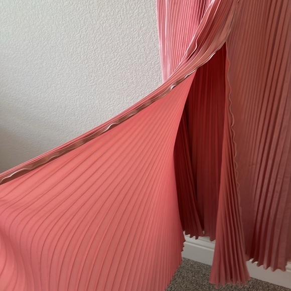 LIDEE Renaissance Dress - Picture 6 of 17